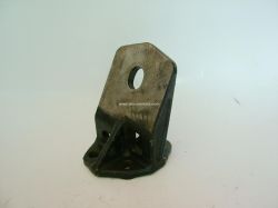 Cummins Front suspension bracket C4948047